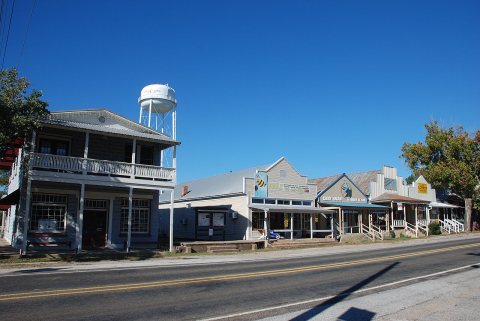 Coldspring TX Houses along Byrd Avenue DSC 6238 ad