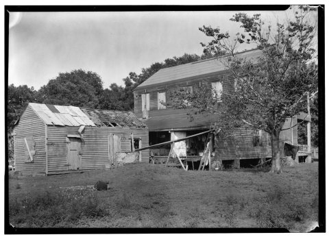 Historic American Buildings Survey, Harry L. Starnes, Photographer, August 6, 1936 REAR AND SOUTH SIDE ELEVATION. - McC…