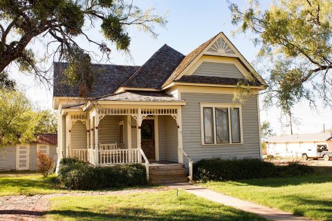 501 North Swenson1 (1 of 1)