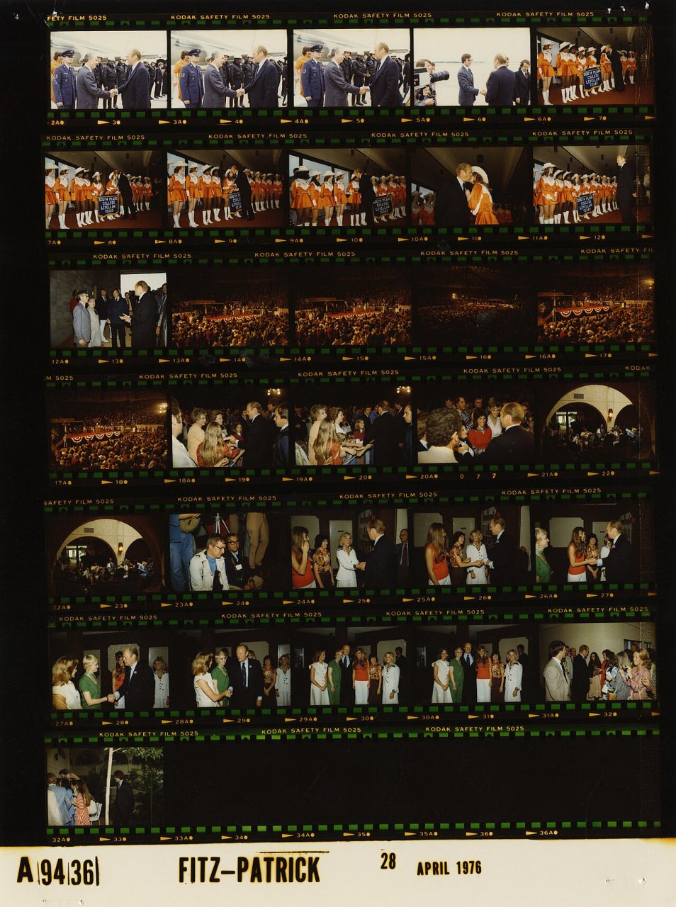 Ford A9436 NLGRF photo contact sheet (1976-04-30)(Gerald Ford Library)