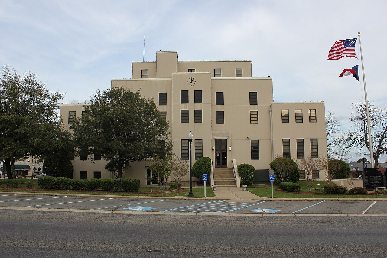Titus County Courthouse