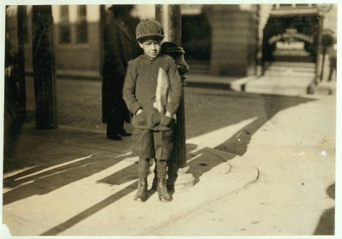 "Dunno how old I am." One of Beaumont's many little newsboys. Location: Beaumont, Texas
