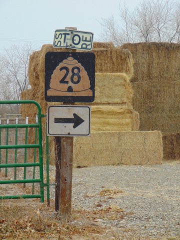 To SR-28 shield in Levan, Utah, Nov 20