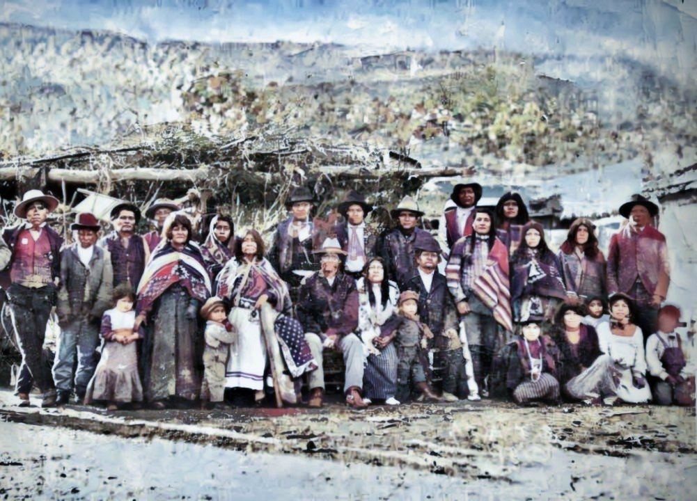 Southern Paiute Native Americans in Koosharem, Utah, 1905