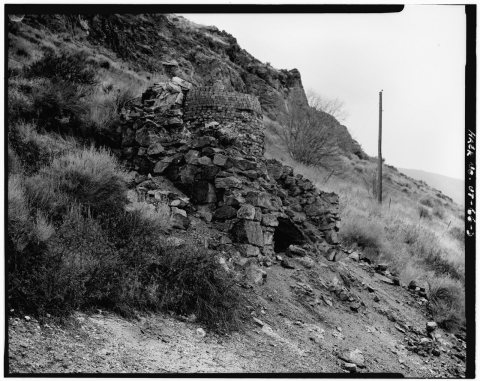 VIEW OF KILN, LOOKING SOUTHEAST - Mantua Lime Kiln, One mile north of Mantua, Mantua, Box Elder County, UT
