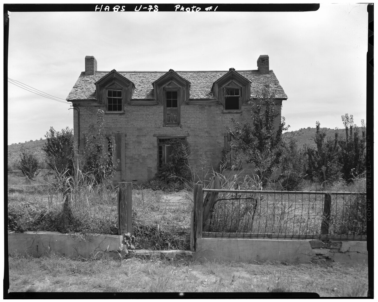 Historic American Buildings Survey, P. Kent Fairbanks, Photographer August, 1968 NORTHWEST (FRONT) ELEVATION. - Charles…