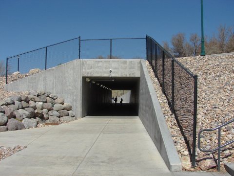 North under University Pkwy, Mar 15