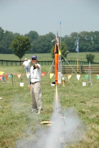 Egglofter liftoff at NARAM 50