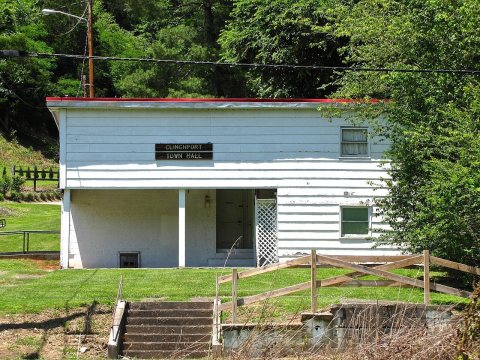 Clinchport-Town-Hall-va