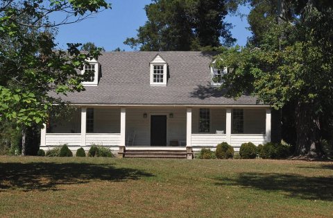 MONTROSE; DINWIDDIE COLLEGE