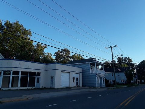 Central White Stone, Virginia - 1