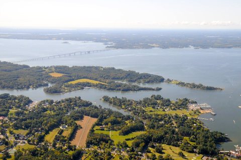 Carter's Creek and Weems off the Rappahannock River, Virginia - panoramio (1)