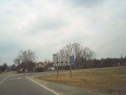 NB US 301 @ US BUS 301 and VA 207;