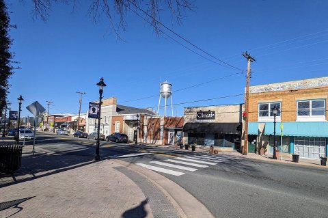 Louisa-VA