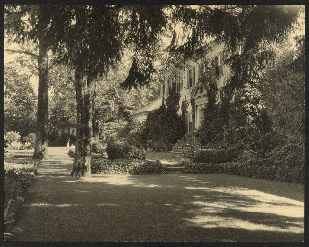 "Chatham," Colonel Daniel Bradford Devore house, 120 Chatham Lane, Fredericksburg, Virginia. East terrace
