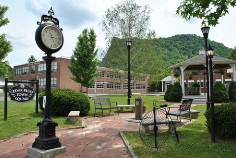 Cedar Bluff Town Square