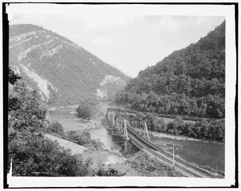 Iron Mountains & water gap near Clifton Forge