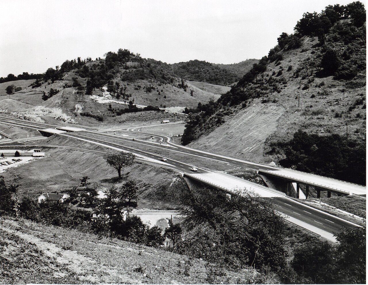 VA 11 I81 FHWA 1964 567