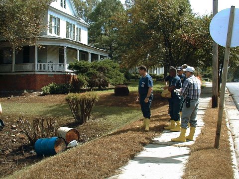 FEMA - 160 - Photograph by Liz Roll taken on 09-24-1999 in Virginia