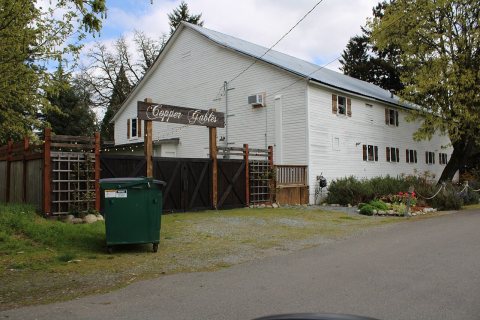 Copper Gables Barn 1621