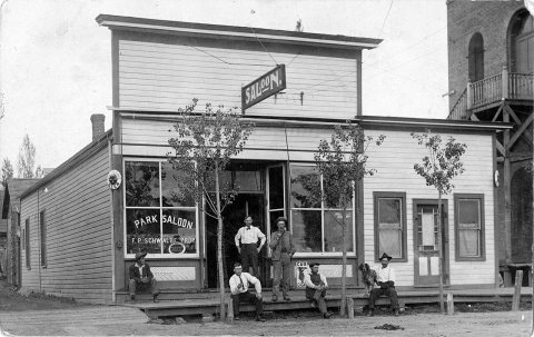 Park Saloon, Colton, Washington, circa 1910 - DPLA - 3626641fa7f348ad92583c37f3801434