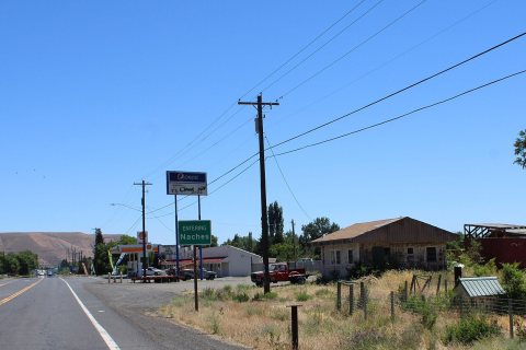 Entering Naches (6-24-24) 7701