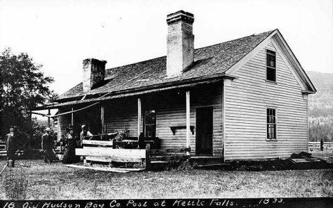 Officer's quarters at Hudson's Bay Co., Fort Colville near