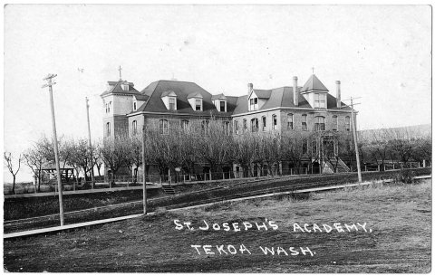 St. Joseph's Catholic Academy, Tekoa, Washington, circa 1914 - DPLA - 40ce74c7d0318bb4f16133227fb12087