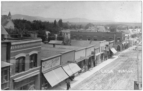 Tekoa, Washington business district, circa 1910 - DPLA - aa1689eb0173eb4ad2a14c4ca687fd8e
