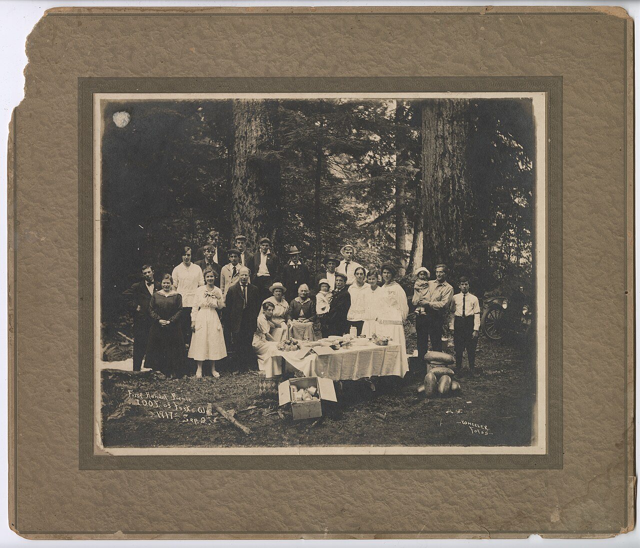 Forks Independent Order of Odd Fellows picnic, September 9, 1917 - DPLA - 824afe78b8a4298cd9f7760bba0f88ef
