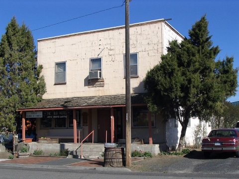 Othello, WA - The Old Hotel