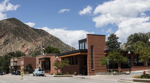 The New Castle Branch Library in