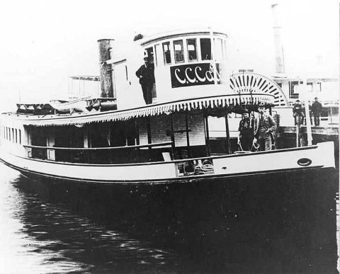 Steamer ferry C.C. CALKINS on Lake Washington, 1890