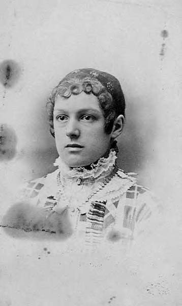 Portrait of a woman, carte-de-visite photograph, circa 1860-1867