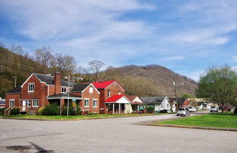 Sylvester-houses-wv