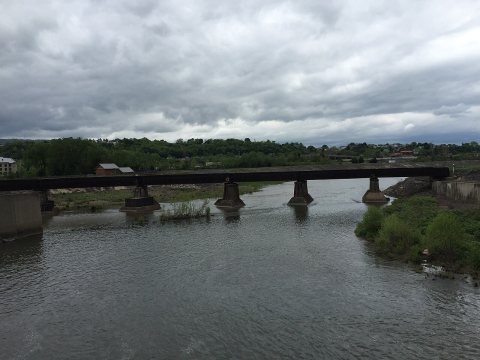 2016-05-05 14 57 10 View east down the North Branch Potomac River from the Blue Bridge (Maryland State Route 942) betwe…