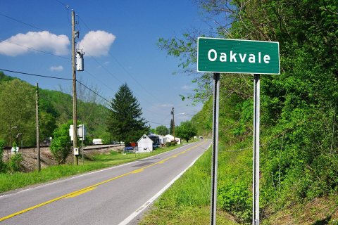 Oakvale-WV112-sign-wv