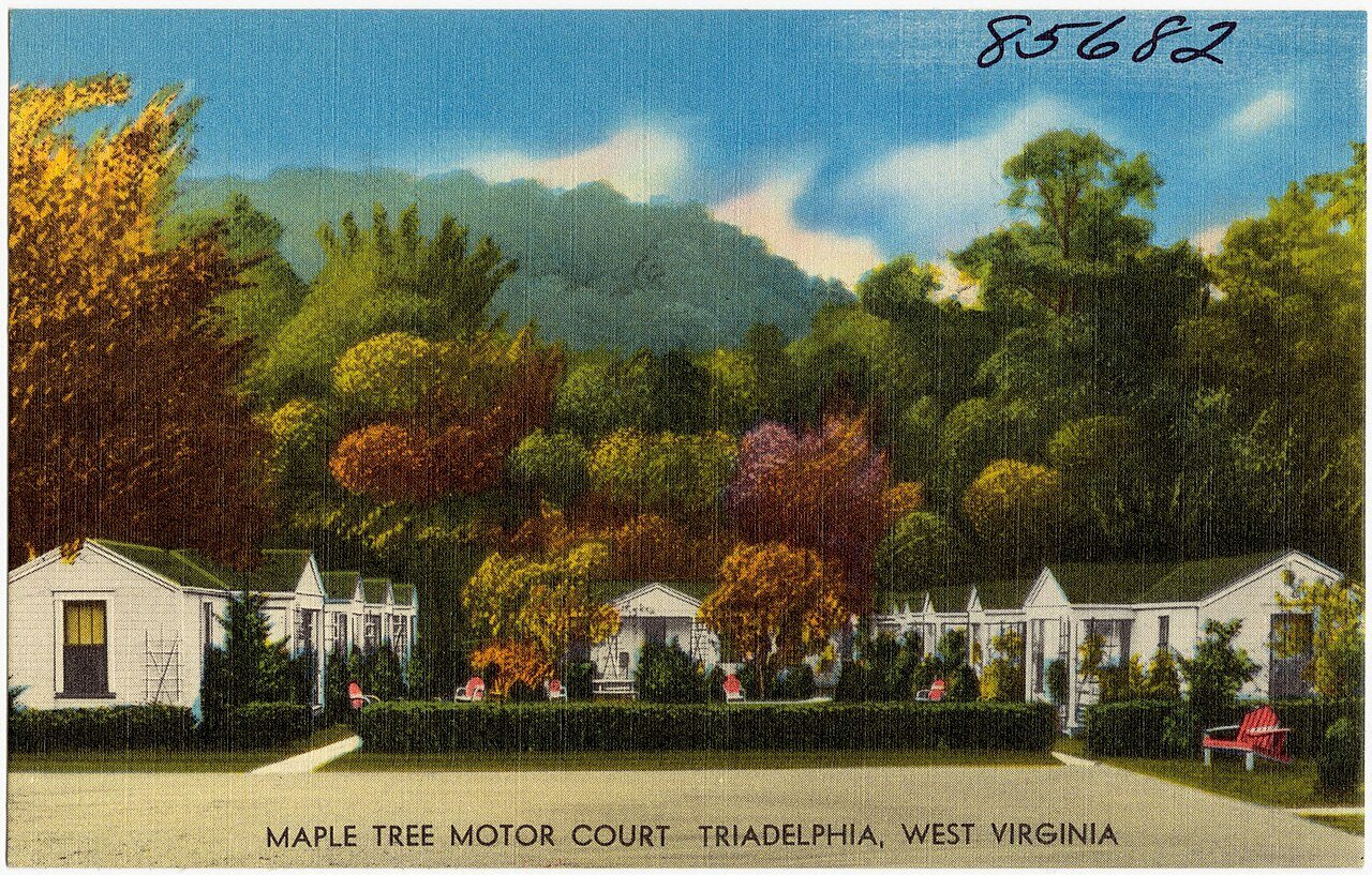 Maple Tree Motor Court, Triadelphia, West Virginia (85682)