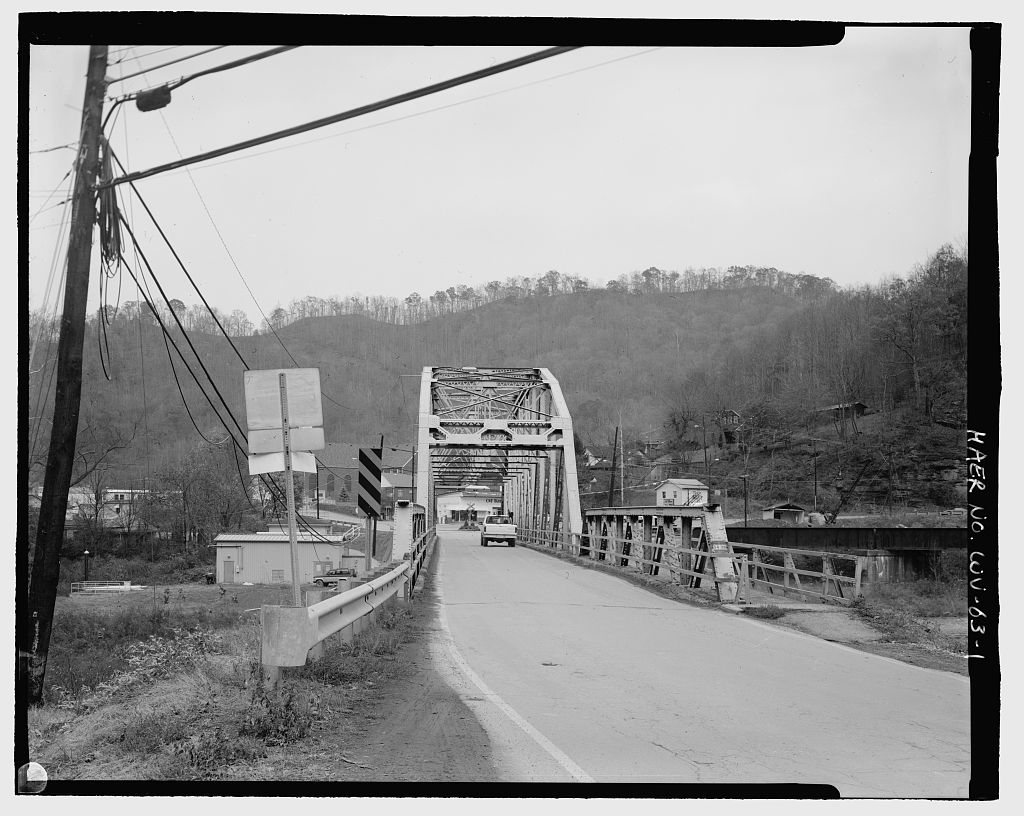 Gilbert Bridge, U.S. Route 52, spanning Guyandotte River near confluence of Gilbert Creek