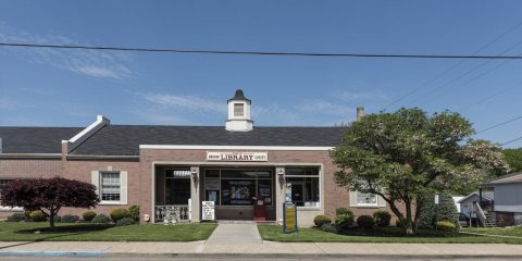The Brooke County Public Library and West Virginia Tourist Center in