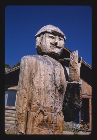 Paul Bunyan sculpture