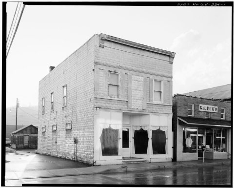 VIEW SOUTHWEST, NORTH FRONT AND EAST SIDE - McElwee Building, 208 Eighth Street (Main Street)