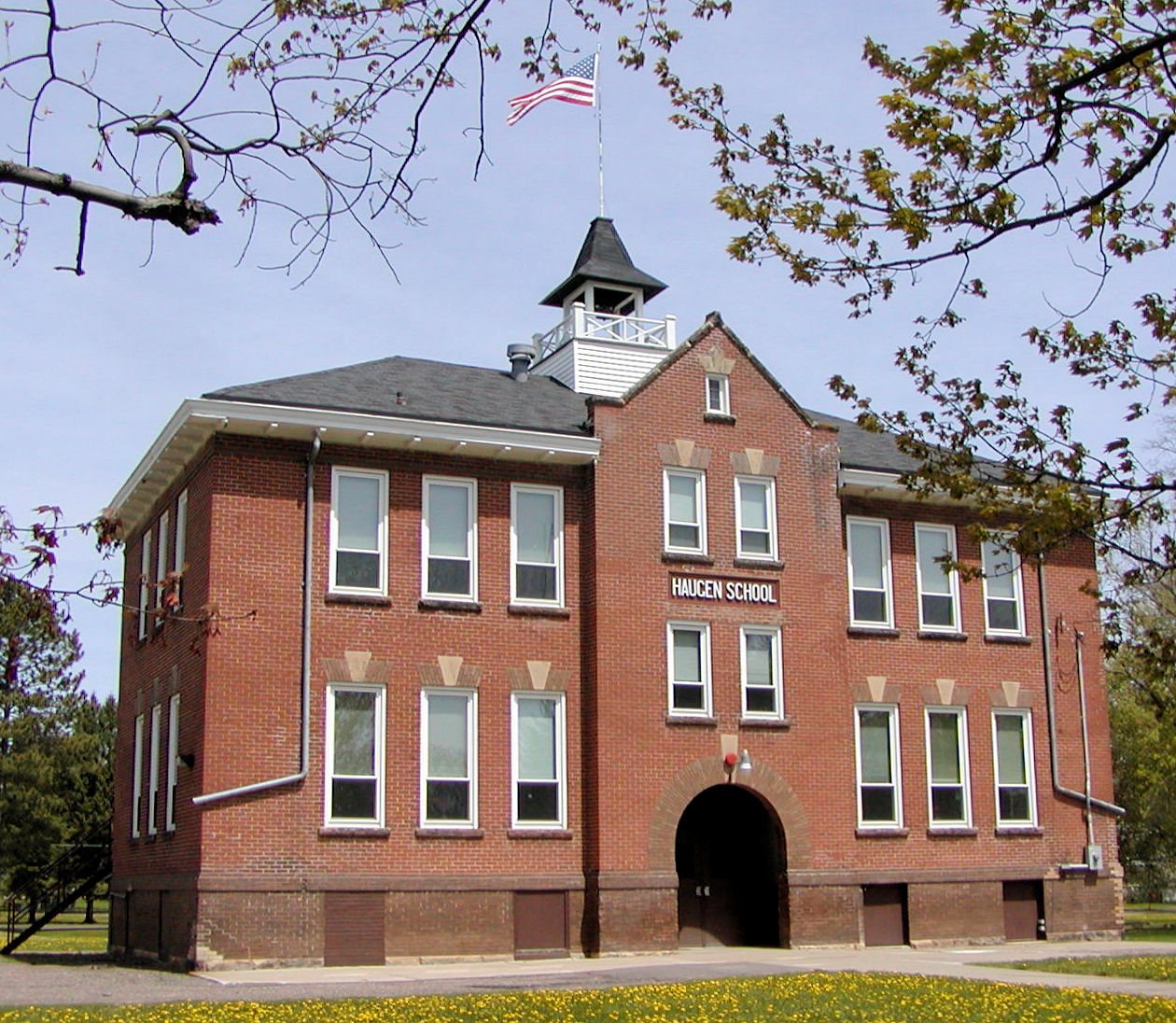Haugen School, (Haugen, Wisconsin - 2008)