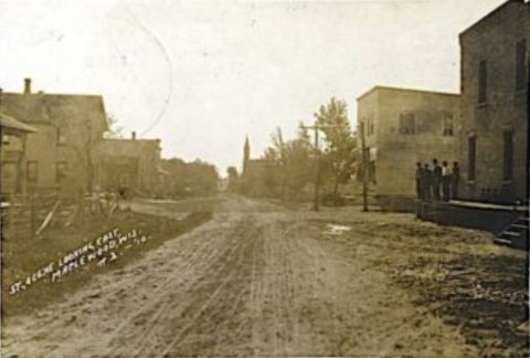 Looking east in Maplewood Wisconsin