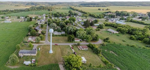 Hustler, Wisconsin