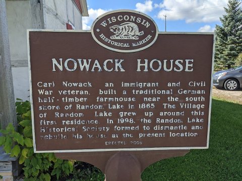 Nowack House - 3