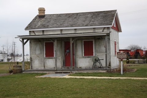 NowackHouseRandomLakeWisconsin
