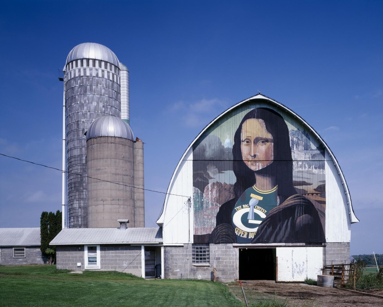 Mona Lisa barn art, Wisconsin
