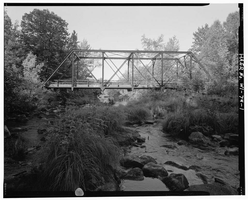 Bert Parsons Bridge, Spanning Fisher River at West Fisher Drive