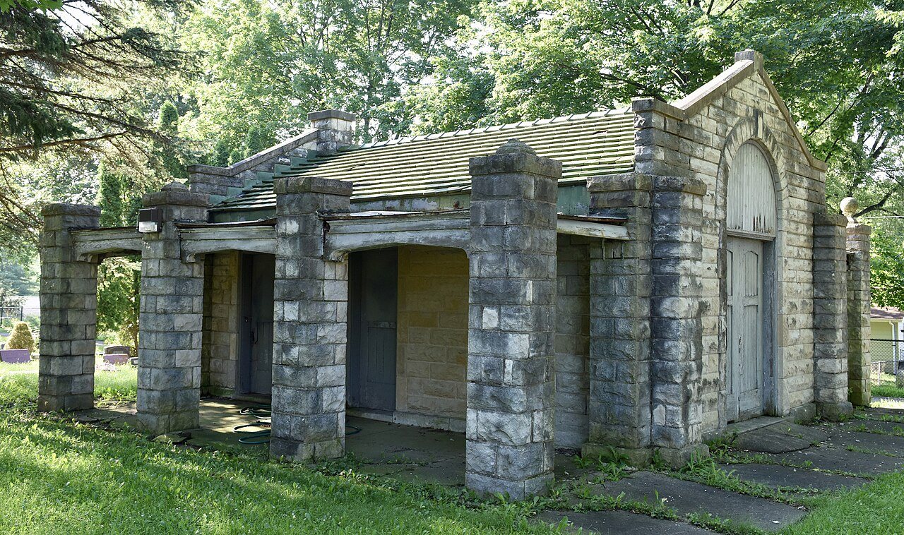 Burlington Cemetery Chapel
